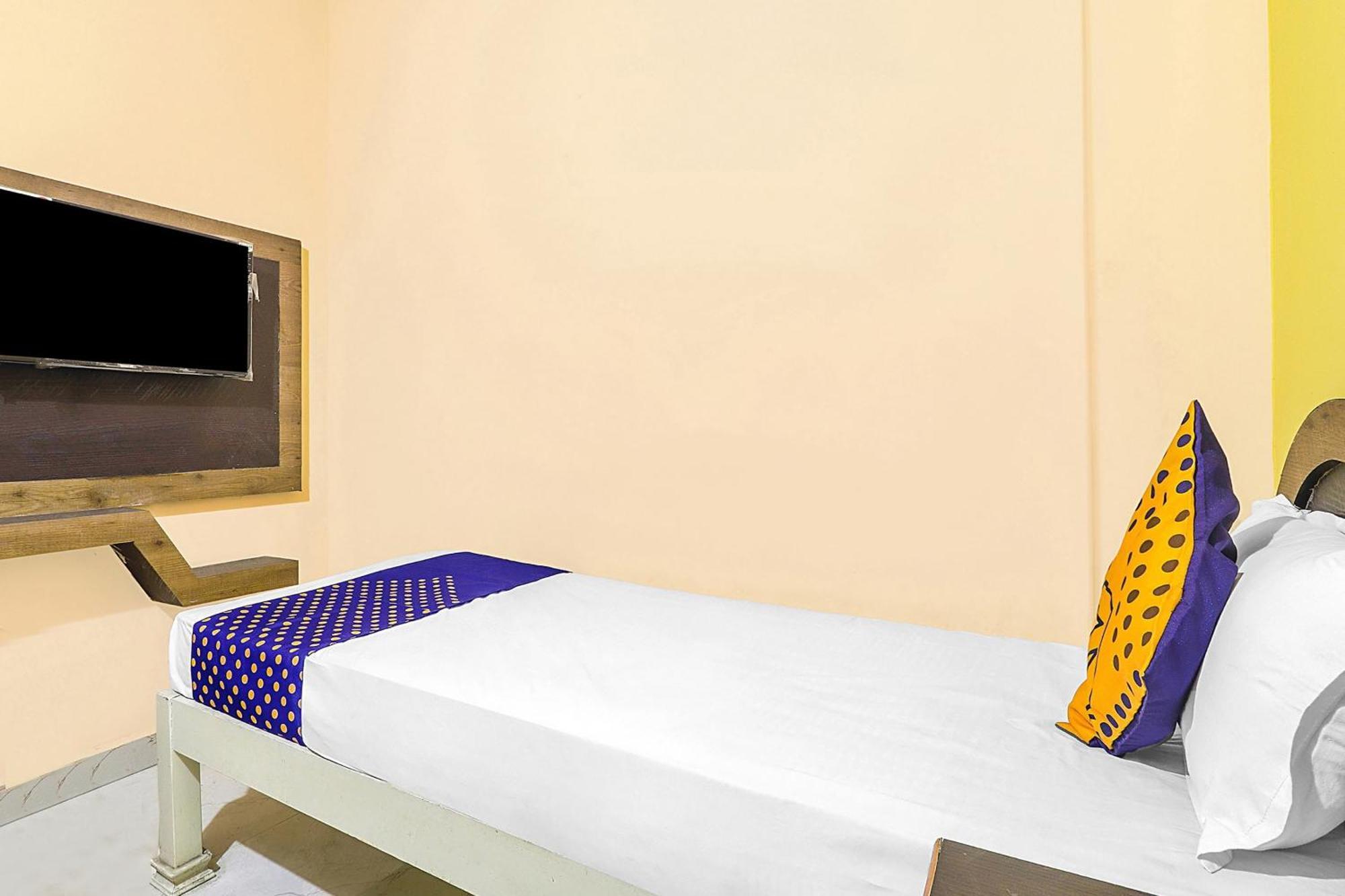 Hotel O Vasavi Residency Bangalore Buitenkant foto