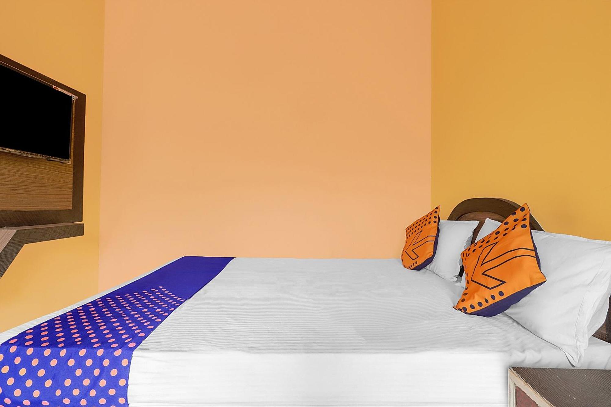 Hotel O Vasavi Residency Bangalore Buitenkant foto